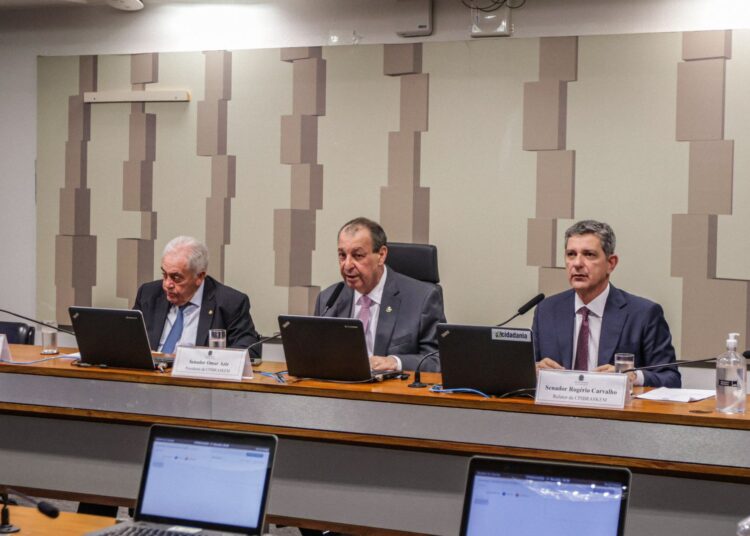 Senador Rogério Carvalho destaca importância da convocação de especialistas à CPI da Braskem após aprovação de requerimentos