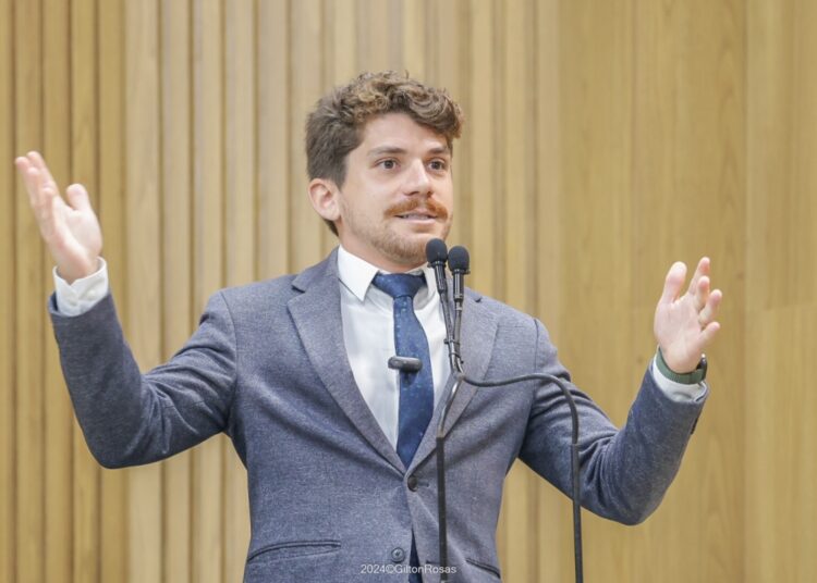 “Bora Pensar Verde”: Ação coleta mais de 200 quilos de material reciclável no Carnaval