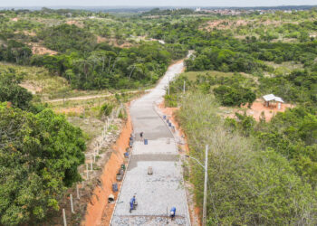 Caminho de Santa Dulce dos Pobres é a maior obra de pavimentação granítica em execução no país