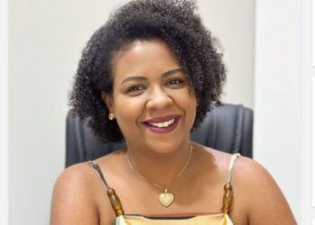 Advogada Clécia Carvalho confirma pré-candidatura à Prefeitura de Nossa Senhora do Socorro