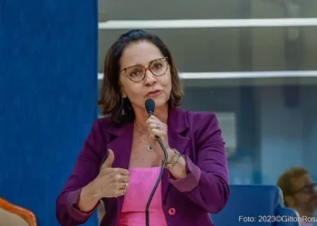 Emília Corrêa mantém a liderança na disputa à prefeitura de Aracaju, revela pesquisa IFP