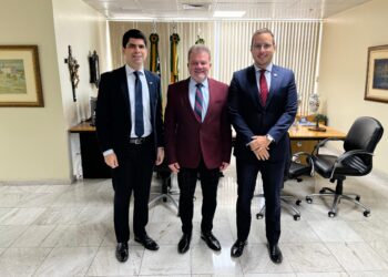 OAB/SE se reúne com presidente do TJSE sobre publicação do edital da advocacia dativa