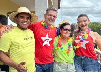 Senador Rogério Carvalho participa do Carnaval de Neópolis e destaca seu compromisso em seguir ao lado do povo