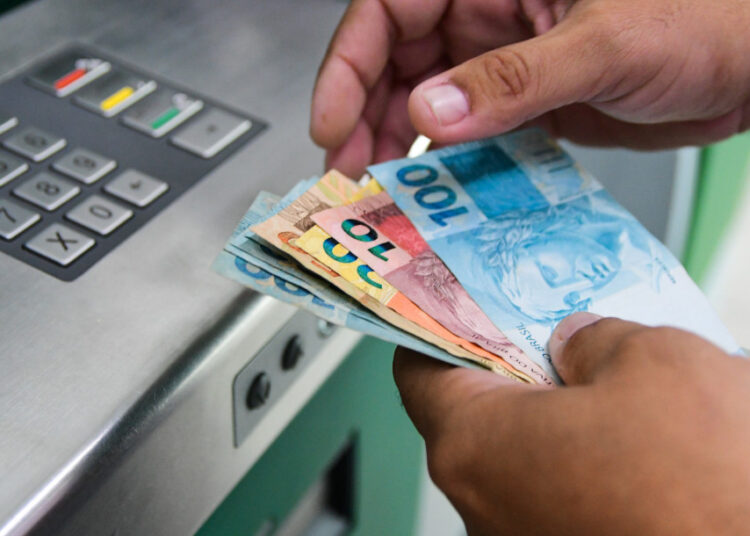 Governo de Sergipe inicia pagamento dos servidores estaduais nesta terça-feira, 27