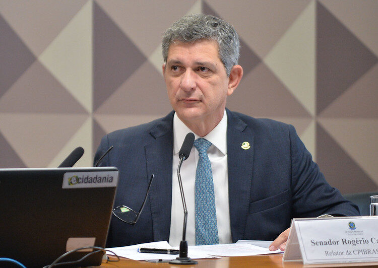 Comissão aprova aumento de pena para crimes contra animais