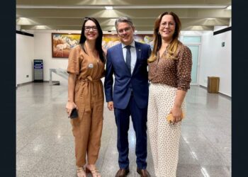 Em Brasília, senador Alessandro, Danielle Garcia e Katarina Feitoza dialogam sobre as demandas dos sergipanos