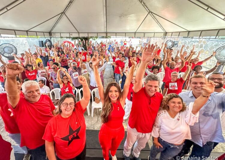 Senador Rogério destaca legado do PT em evento que homologou nome de Candisse Carvalho como pré-candidata à Prefeitura de Aracaju