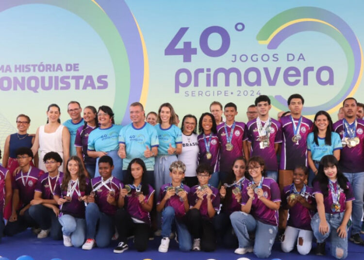 Governador lança 40ª edição dos Jogos da Primavera e entrega reforma do Colégio Estadual Prof. Joaquim Vieira Sobral