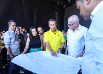 Governador e prefeito de Aracaju fazem vistoria técnica na estrutura do Projeto Verão 2024