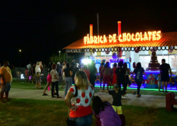 Vila da Páscoa Iluminada tem opções de lazer para toda a família