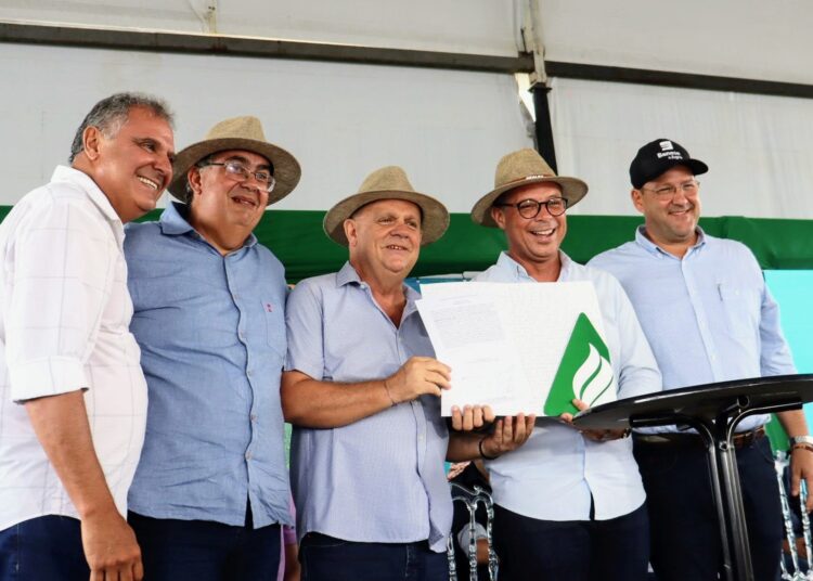 Governo de Sergipe publica edital para projeto da Adutora do Leite