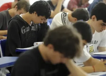 Enem: prazo para solicitar isenção da taxa de inscrição começa hoje