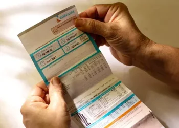 Conta de luz: Aneel mantém bandeira tarifária verde em maio