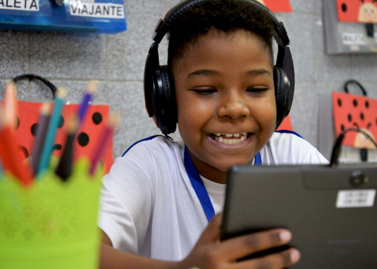 Governo de Sergipe investe na modernização da área de Tecnologias Digitais da Informação e da Comunicação nas escolas estaduais