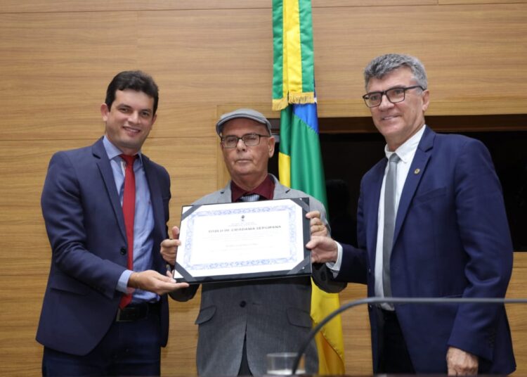 Alese concede Título de Cidadania Sergipana ao empresário Walter Casemiro