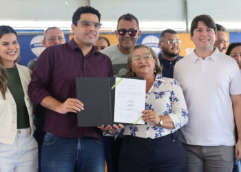 Governador em exercício autoriza obras nos municípios de Gararu e Itabi