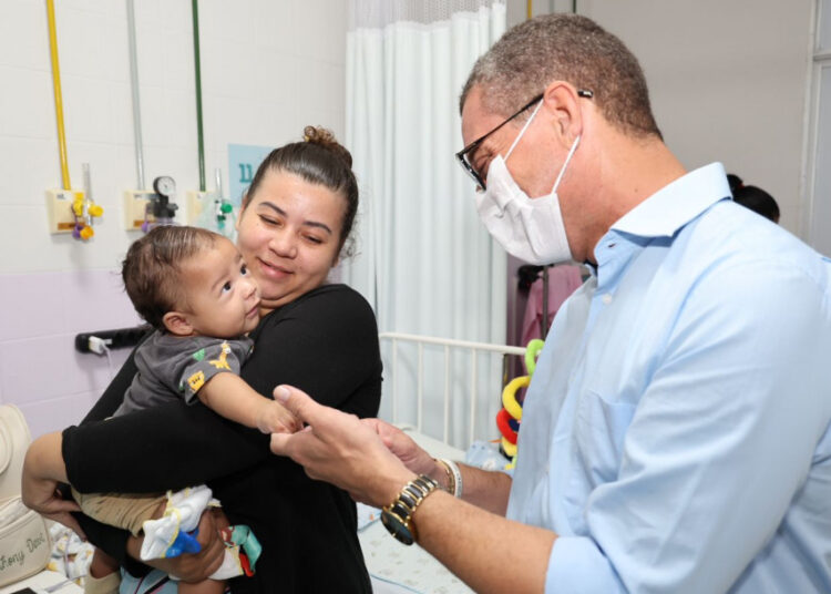Governo do Estado entrega novos leitos pediátricos no Hospital Santa Isabel