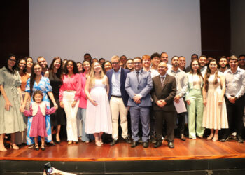 Governador Fábio Mitidieri assina termo de posse de 54 novos contadores do Estado