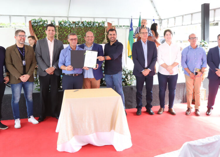 Governador Fábio Mitidieri autoriza reforma do DER/SE em aniversário de 75 anos da autarquia