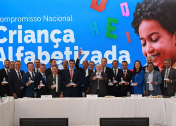 Sergipe integra Compromisso Nacional Criança Alfabetizada