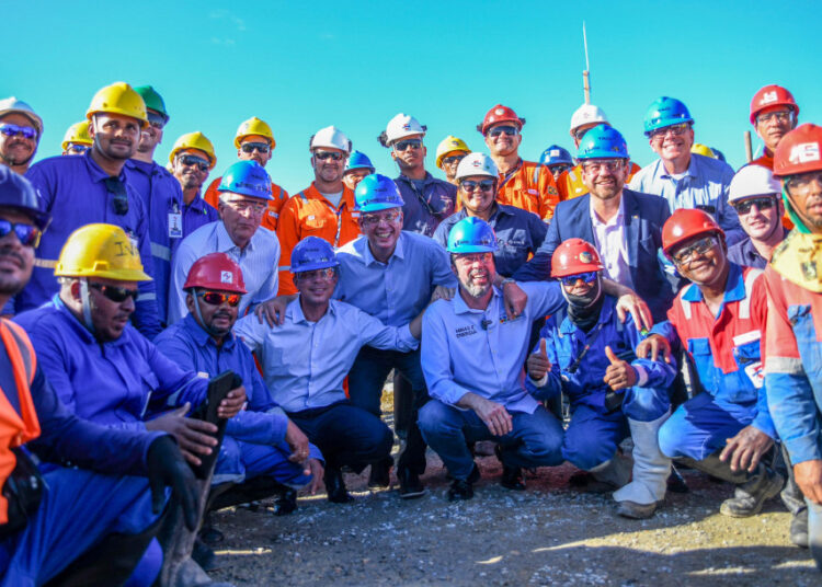Governador Fábio Mitidieri e ministros visitam obra de conexão do terminal de GNL da Eneva à malha de transporte da TAG