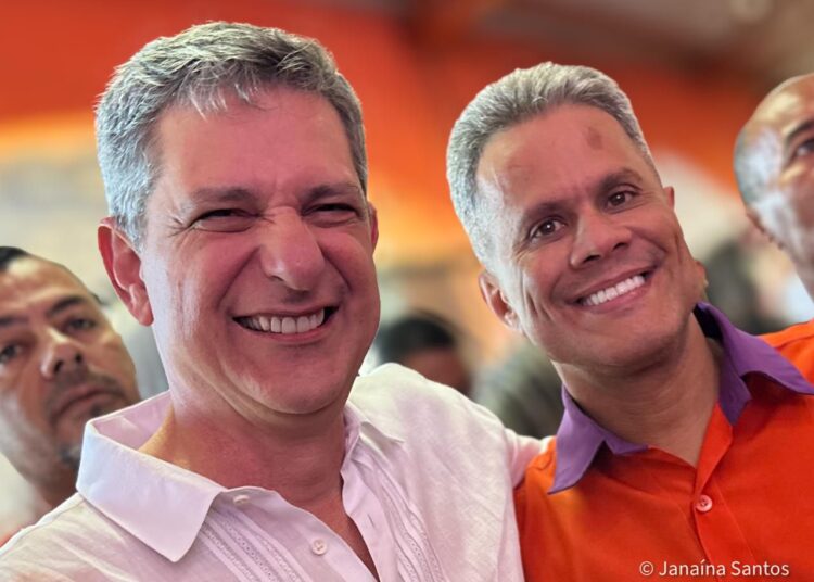 Em Laranjeiras, senador Rogério participa de ato que homologou os nomes de Juca de Bala e Luciano da Várzea