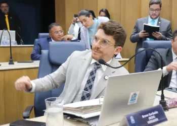 Proteção animal: Breno Garibalde pede Hospital Veterinário Público