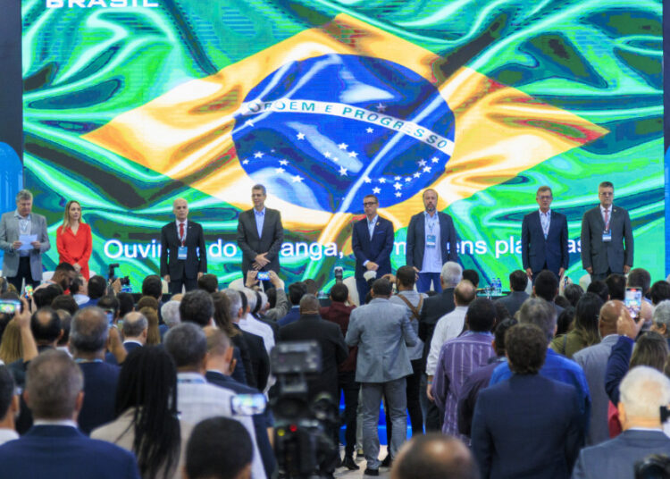 Governador defende interiorização do gás durante abertura da 3ª edição do ‘Sergipe Oil & Gas’