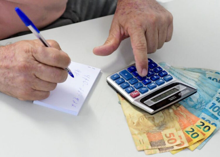 Arrecadação de impostos estaduais cresce mais de 12% este ano