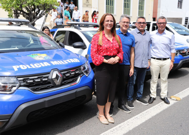 Governador reforça segurança pública com entrega de R$ 3,2 milhões em armamentos e viaturas