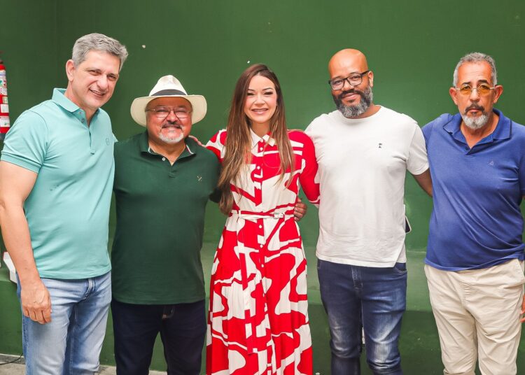 Senador Rogério Carvalho participa de convenção do Partido Verde em Aracaju