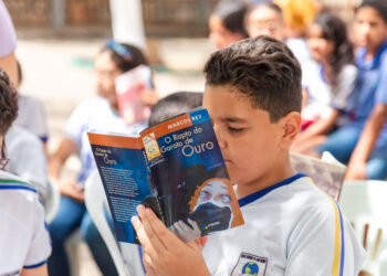 Projetos de incentivo à leitura transformam rotina de estudantes da rede estadual de ensino