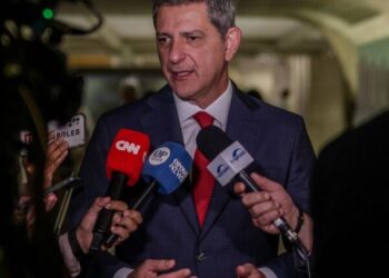 Senador Rogério Carvalho defende redução da jornada de trabalho para 36 horas semanais