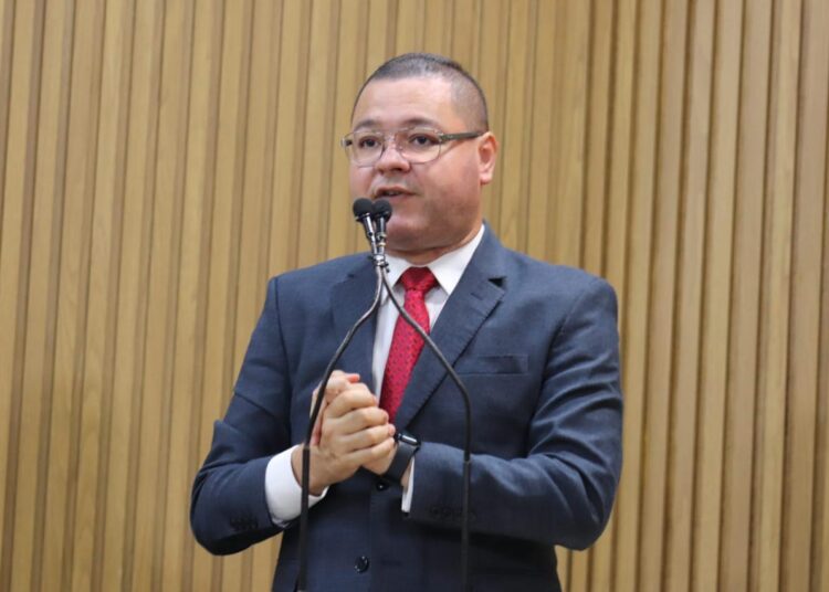 Eduardo Lima lamenta fato de Aracaju não receber selo de reconhecimento da UNICEF por políticas públicas voltadas para crianças e adolescentes