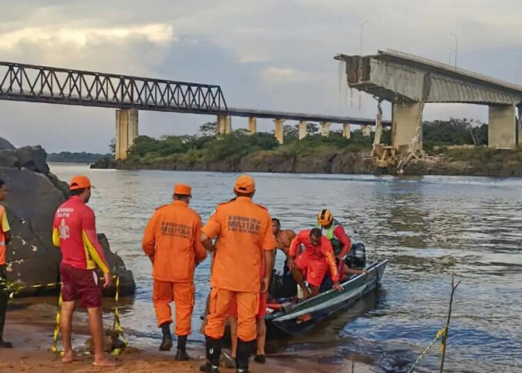 Número de mortos chega a 9 após queda de ponte entre TO e MA