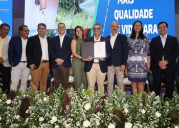 Governo e Iguá assinam contrato para prestação dos serviços públicos de água e esgoto em Sergipe