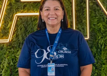 Enfermeira Márcia Guimarães segue na direção do Hospital Cirurgia por mais dois anos, devido sua competência e honestidade