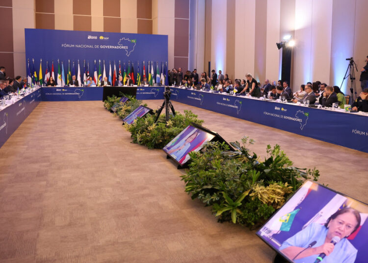 Sergipe adere a programa para acelerar atendimentos no SUS e envia sugestões para a PEC da Segurança