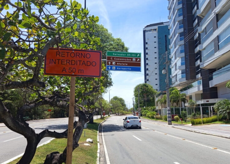 Obras do Complexo Viário Maria do Carmo Alves avançam na Avenida Beira Mar