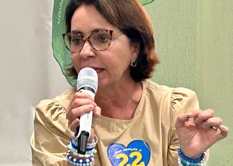 Emília Corrêa prepara ações emergenciais para garantir coleta do lixo a partir de 1º de janeiro