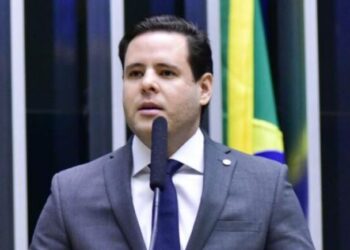 Rodrigo Valadares deixará o União Brasil para concorrer ao Senado Federal em 2026