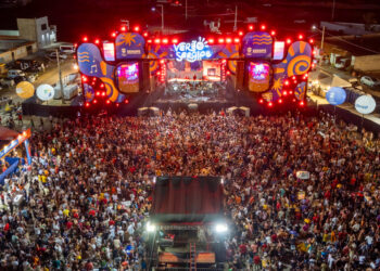 Segunda noite do Verão Sergipe 2025 em Pirambu atrai grande público com mistura de ritmos 