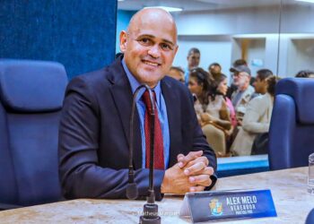 Alex Melo participa da primeira sessão ordinária da CMA em 2025