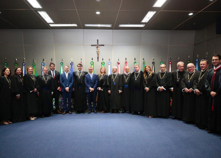 Nova mesa diretora do Tribunal de Justiça toma posse e terá mulher na presidência nos próximos dois anos