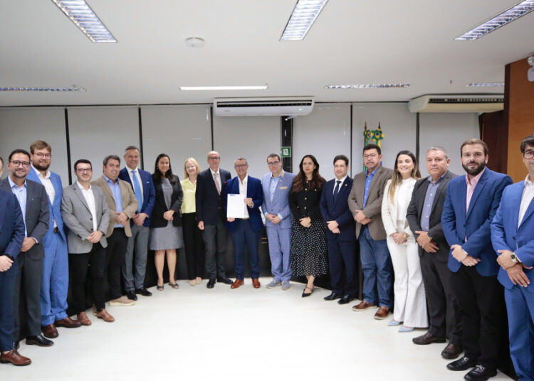 Governo de Sergipe recebe embaixador da Áustria para discutir cooperação bilateral