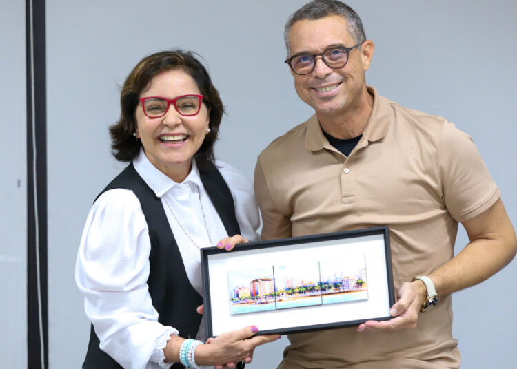 Fábio Mitidieri se reúne com Emília Corrêa para discutir alinhamento do calendário de eventos entre Sergipe e Aracaju