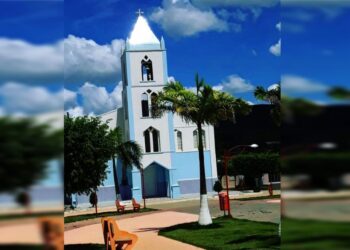 HISTÓRIA, RELIGIOSIDADE E DEVOÇÃO NO POVOADO ALAGADIÇO