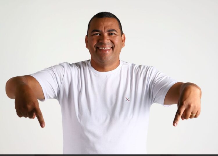 JANDERSON ALVES: UM LÍDER COMPROMETIDO COM AS NECESSIDADES DA COMUNIDADE