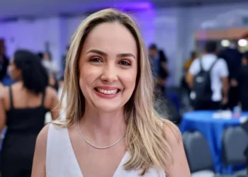 À frente do Sebrae, Priscila Felizola mostra que gestão boa se faz com pé no chão e resultado na mão. E se a política chamar, ela tá pronta