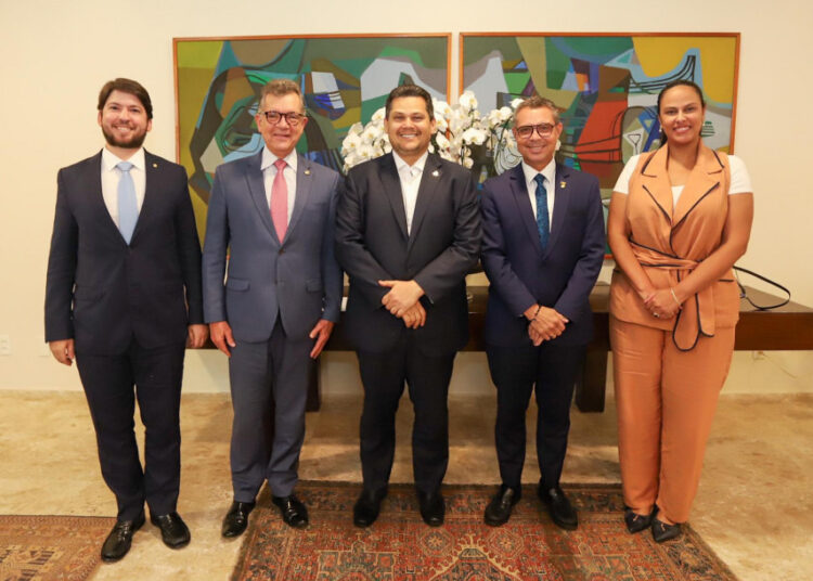 Fábio Mitidieri discute projeto que propõe alterações na Lei de Responsabilidade Fiscal com presidente do Senado